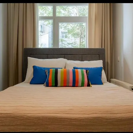 דירה 3-bedroom With 2 Bathrooms *