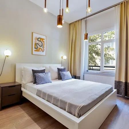 3-bedroom With 2 Bathrooms Apartment
