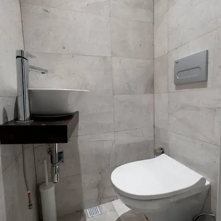 3-bedroom With 2 Bathrooms Apartment